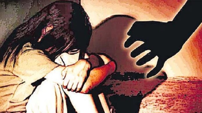 Chandauli News: In the name of exorcism, a relative molested a girl!
